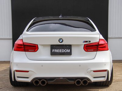صورة 9 لـ 2014 BMW M3 SEDAN