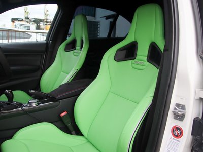 صورة 36 لـ 2014 BMW M3 SEDAN