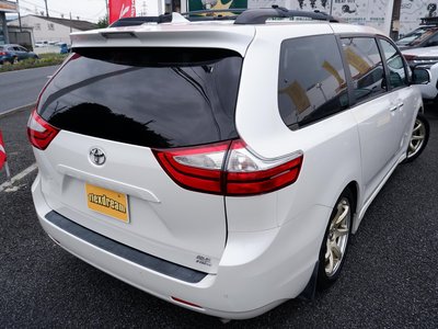 صورة 15 لـ 2019 Toyota SIENA