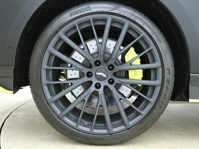 صورة 19 لـ 2024 Aston Martin DBX