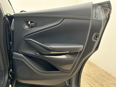 صورة 36 لـ 2024 Aston Martin DBX