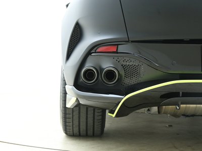 صورة 12 لـ 2024 Aston Martin DBX