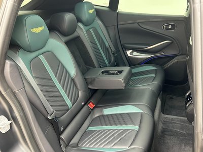 صورة 37 لـ 2024 Aston Martin DBX