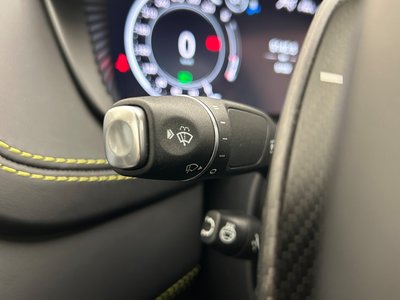 صورة 56 لـ 2024 Aston Martin DBX
