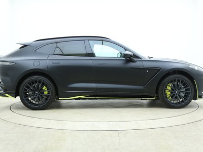 صورة 6 لـ 2024 Aston Martin DBX