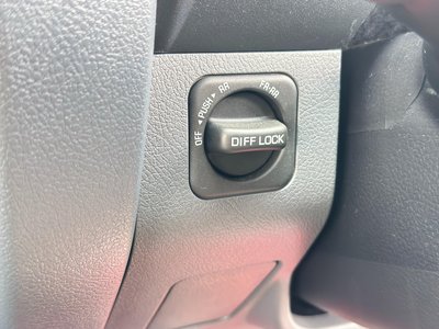 2024 Toyota LAND CRUISER 70 照片 25