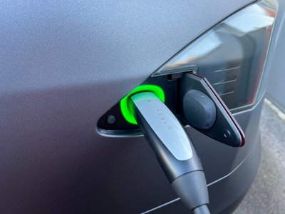 صورة 28 لـ 2018 Tesla MODEL S