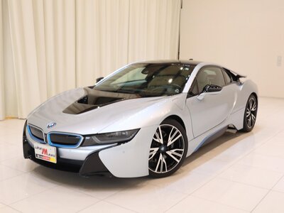 صورة 7 لـ 2015 BMW I8
