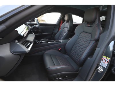 صورة 42 لـ 2021 AUDI RS E-TRON GT