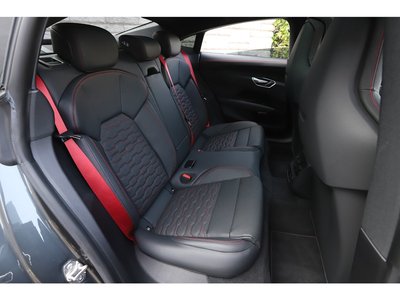 صورة 12 لـ 2021 AUDI RS E-TRON GT