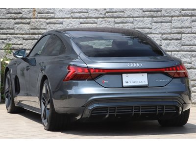 صورة 21 لـ 2021 AUDI RS E-TRON GT