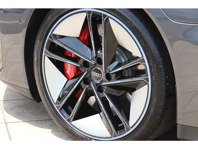 صورة 36 لـ 2021 AUDI RS E-TRON GT