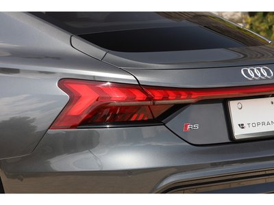 صورة 33 لـ 2021 AUDI RS E-TRON GT