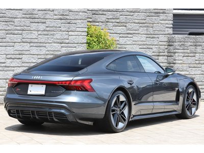 صورة 19 لـ 2021 AUDI RS E-TRON GT