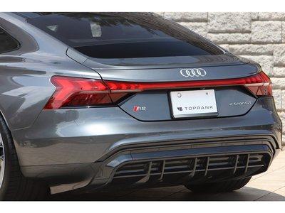 صورة 30 لـ 2021 AUDI RS E-TRON GT