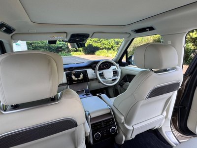 2024 LAND Rover RANGE ROVER photo 8