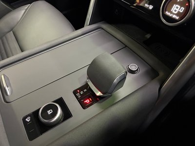 2025 LAND Rover DISCOVERY thumbnail 21