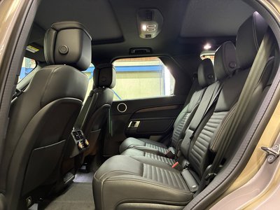 2025 LAND Rover DISCOVERY thumbnail 32
