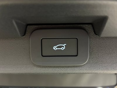 2025 LAND Rover DISCOVERY thumbnail 34