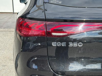 2024 Mercedes-BENZ EQE photo 12