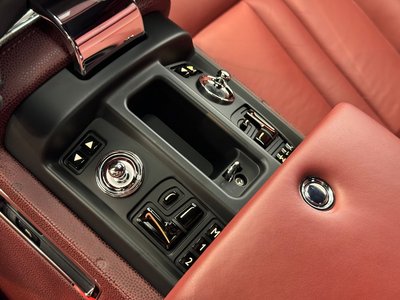 2014 ROLLS-ROYCE PHANTOM 照片 39