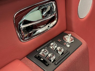 2014 ROLLS-ROYCE PHANTOM 照片 25