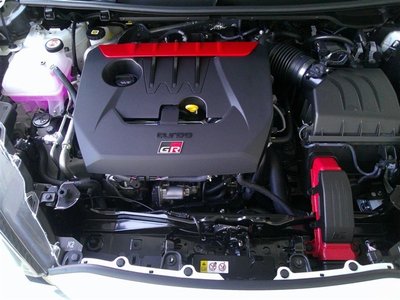 صورة مصغرة 30 لـ 2025 Toyota GR YARIS