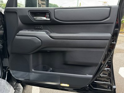 2026 Toyota LAND CRUISER 250 照片 24