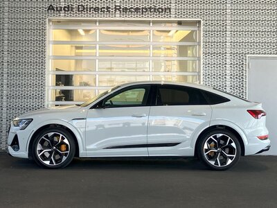 صورة 5 لـ 2022 AUDI E-TRON S SPORTBACK