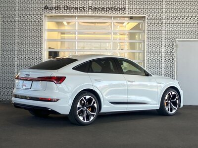 صورة 7 لـ 2022 AUDI E-TRON S SPORTBACK