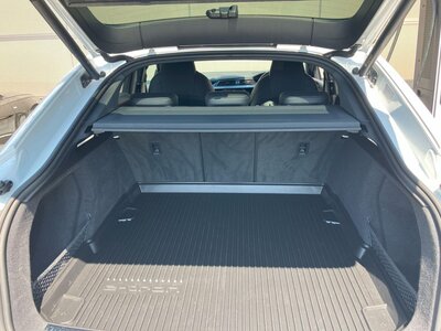 صورة 29 لـ 2022 AUDI E-TRON S SPORTBACK