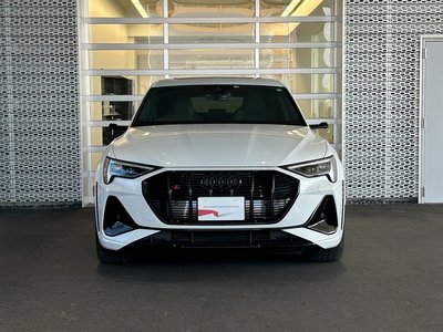 صورة 3 لـ 2022 AUDI E-TRON S SPORTBACK