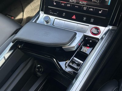 صورة 41 لـ 2022 AUDI E-TRON S SPORTBACK