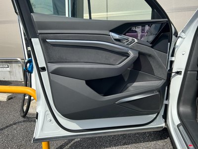 صورة 69 لـ 2022 AUDI E-TRON S SPORTBACK