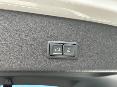 صورة 77 لـ 2022 AUDI E-TRON S SPORTBACK