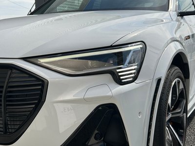 صورة 82 لـ 2022 AUDI E-TRON S SPORTBACK
