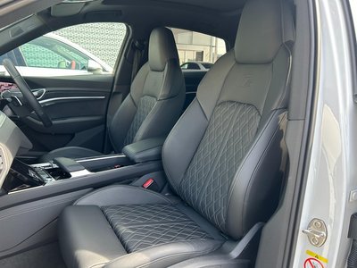 صورة 71 لـ 2022 AUDI E-TRON S SPORTBACK