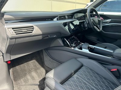 صورة 70 لـ 2022 AUDI E-TRON S SPORTBACK
