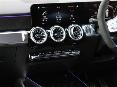 2024 Mercedes-BENZ GLB AMG 照片 3