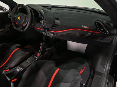 صورة مصغرة 22 لـ 2020 Ferrari 488 PISTA