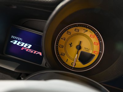 صورة مصغرة 17 لـ 2020 Ferrari 488 PISTA