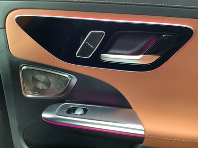 2023 Mercedes-BENZ C-CLASS AMG thumbnail 17