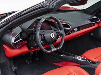 صورة 13 لـ 2025 Ferrari 296 GTS