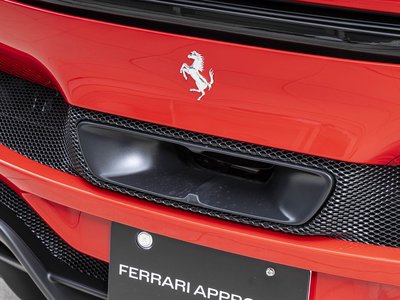 صورة 28 لـ 2025 Ferrari 296 GTS