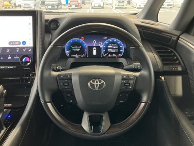 2025 Toyota ALPHARD photo 14
