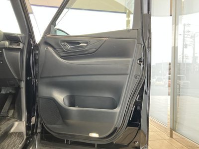 2025 Toyota ALPHARD photo 23