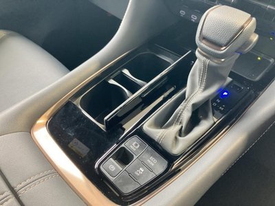2025 Toyota ALPHARD photo 37