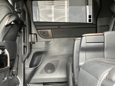 2025 Toyota ALPHARD photo 25