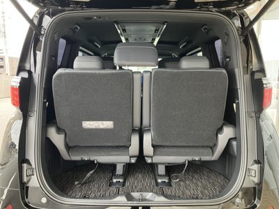 2025 Toyota ALPHARD photo 20