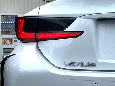 2018 Lexus RC F thumbnail 34